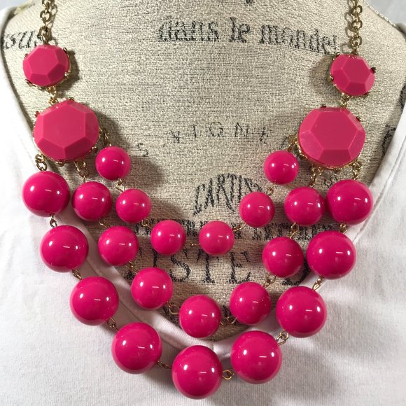 Hot Pink Multi-strand Statement Beaded Chunky Necklace Summer fun vacation wear - Picture 7 of 9